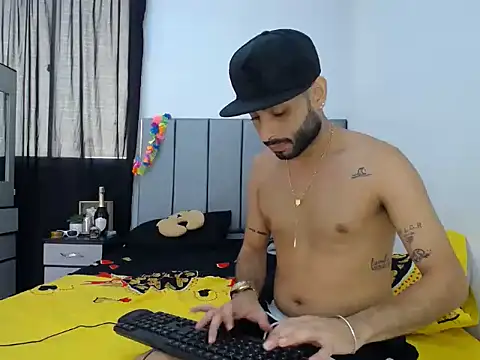 Evilboy555 online show from November 23, 3:22 pm