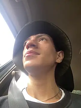 DereckCooperr online show from February 13, 9:59 pm