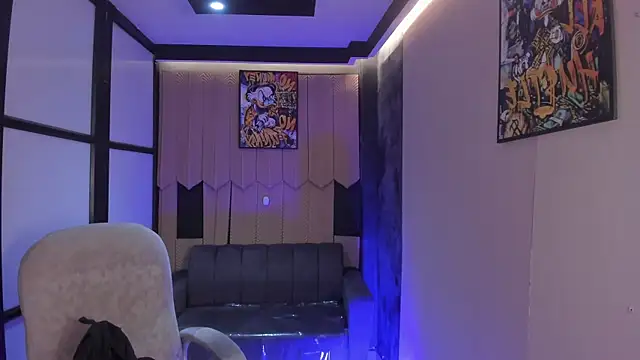 DereckCooperr online show from February 24, 11:16 pm