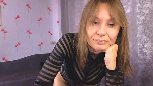 Snapshot of VictoriaGoddesss chatting on July 8, 8:15 am VictoriaGoddesss online show from July 8, 8:15 am