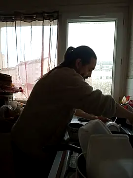 Snapshot of teekoine1 chatting on November 13, 12:53 pm teekoine1 online show from November 13, 12:53 pm