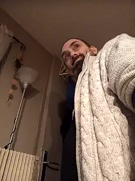 Snapshot of teekoine1 chatting on January 28, 5:54 am teekoine1 online show from January 28, 5:54 am