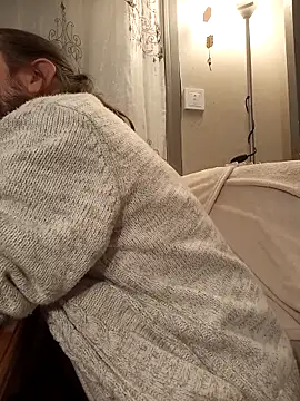 Snapshot of teekoine1 chatting on October 29, 10:09 pm teekoine1 online show from October 29, 10:09 pm