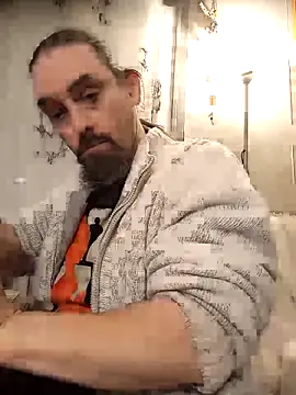 Snapshot of teekoine1 chatting on November 1, 10:58 pm teekoine1 online show from November 1, 10:58 pm