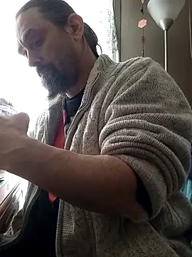 teekoine1 online show from March 18, 1:35 pm