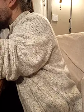 Snapshot of teekoine1 chatting on November 12, 12:48 am teekoine1 online show from November 12, 12:48 am