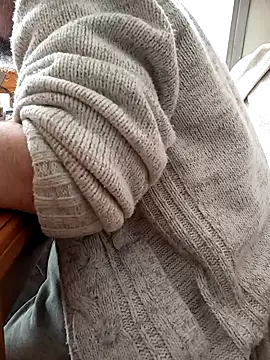 Snapshot of teekoine1 chatting on November 2, 12:32 pm teekoine1 online show from November 2, 12:32 pm