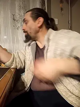 Snapshot of teekoine1 chatting on February 5, 6:02 am teekoine1 online show from February 5, 6:02 am