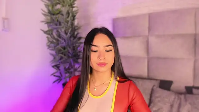 mia crawford online show from November 8, 11:58 am