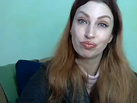 Jillian Pattie online show from February 18, 7:06 am