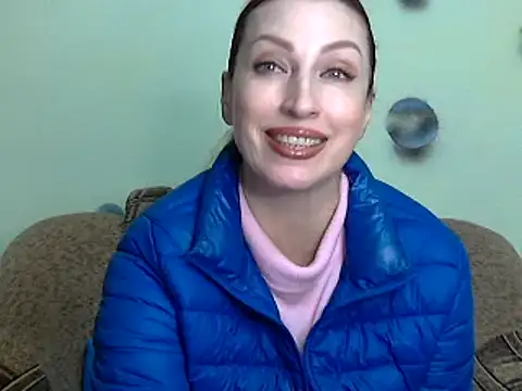 Jillian Pattie online show from January 8, 2:45 pm