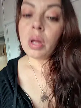 seherlatin online show from April 4, 9:10 pm