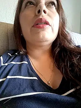 seherlatin online show from November 18, 5:05 pm