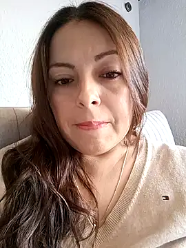 seherlatin online show from October 31, 7:32 pm