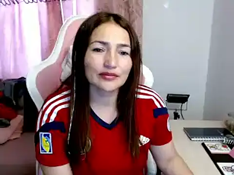 EVA GRAYS online show from February 10, 10:40 pm