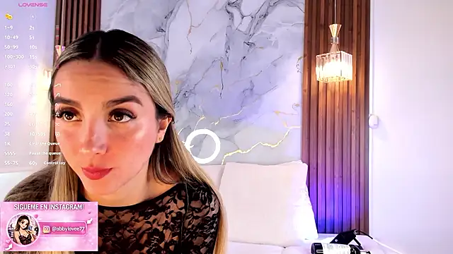 Gabbyy  online show from March 13, 6:13 pm