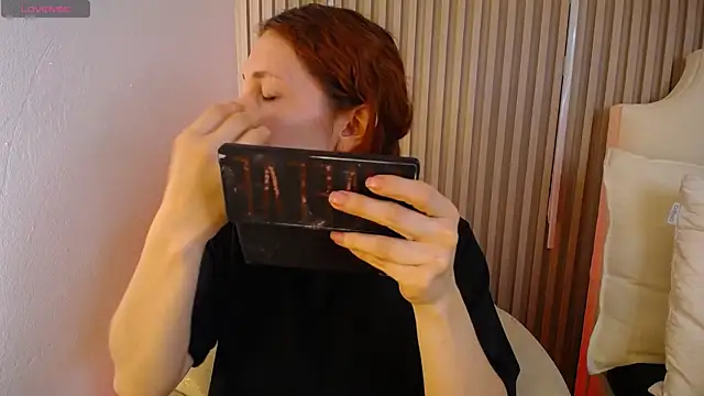 Katy Van online show from April 9, 8:48 pm