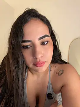 Snapshot of anniesweet02 chatting on May 29, 1:06 pm anniesweet02 online show from May 29, 1:06 pm