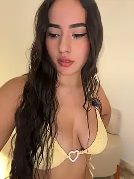 Snapshot of anniesweet02 chatting on May 24, 8:53 pm anniesweet02 online show from May 24, 8:53 pm