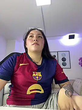 Snapshot of Isa_reel chatting on April 22, 7:53 pm Isa reel online show from April 22, 7:53 pm