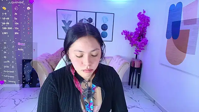 Snapshot of Isa_reel chatting on May 13, 8:05 pm Isa reel online show from May 13, 8:05 pm