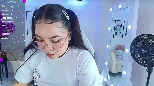 Snapshot of Isa_reel chatting on April 21, 8:04 pm Isa reel online show from April 21, 8:04 pm