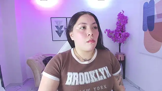 Isa reel online show from March 28, 7:59 pm