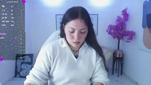 Isa reel online show from April 7, 7:48 pm