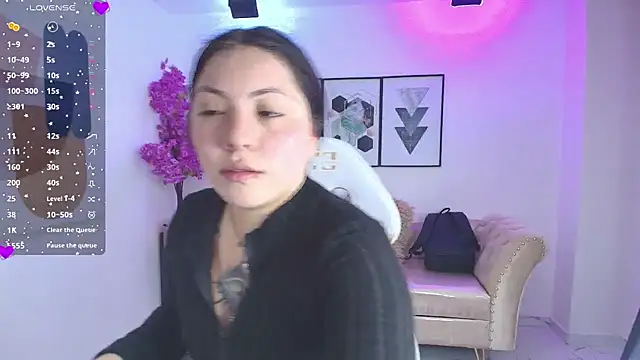 Isa reel online show from April 4, 7:20 pm