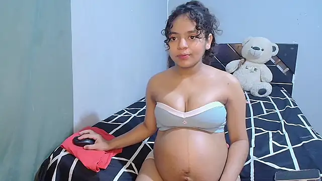 Winnifer Gonzal online show from October 7, 3:07 am