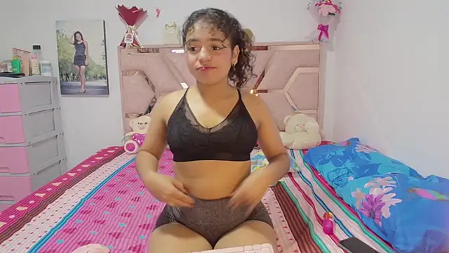 Winnifer Gonzal online show from March 24, 3:06 am