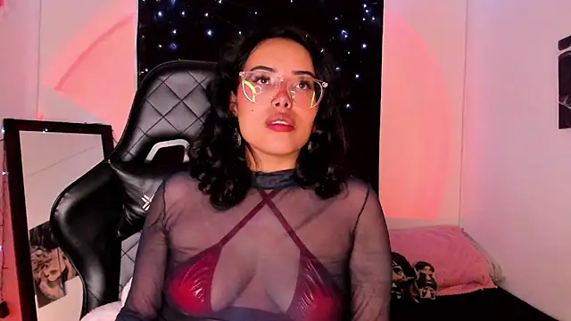 willow poisson online show from March 17, 8:40 pm