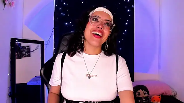 willow poisson online show from March 4, 5:34 pm