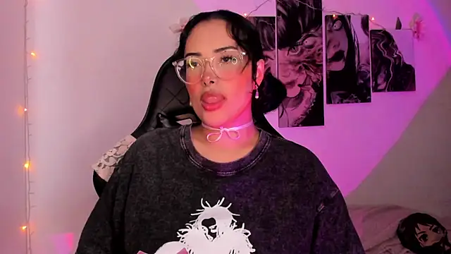 willow poisson online show from January 5, 5:27 pm