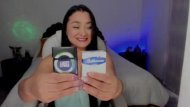 emilydolshe2 online show from November 28, 2:06 pm