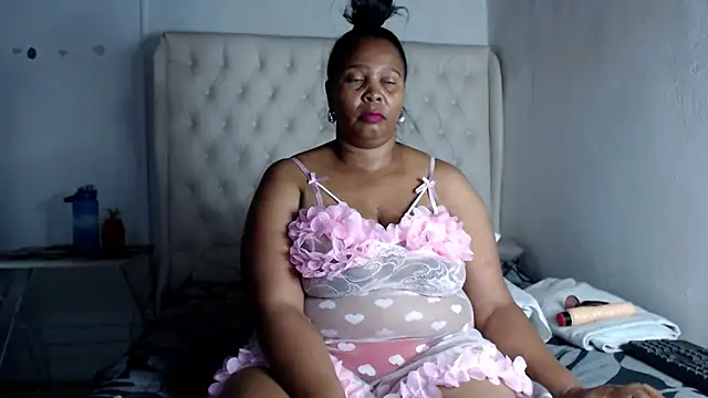 PlatnumBoobsX online show from October 31, 10:27 pm