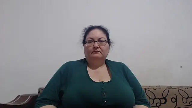 Nykyxo online show from April 16, 9:15 pm