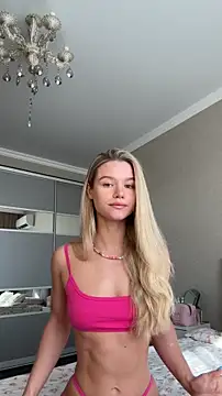 JessIsLove online show from April 6, 5:30 am