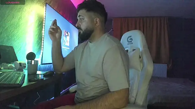 Eduu2322 online show from December 19, 10:34 pm