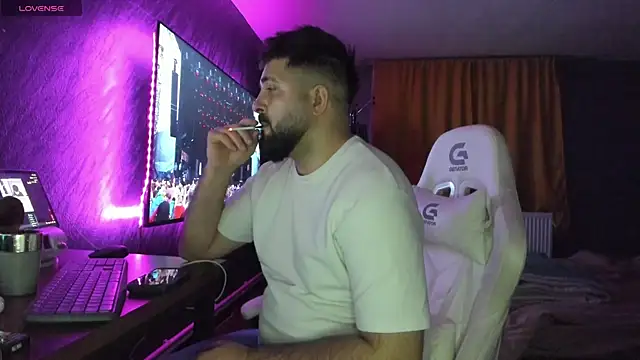 Eduu2322 online show from February 12, 10:20 pm