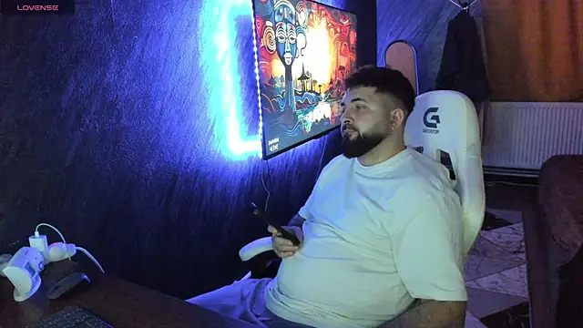 Eduu2322 online show from April 7, 11:50 pm