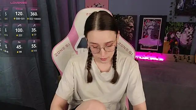 Sweet frosti online show from March 19, 4:12 am