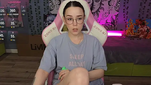 Sweet frosti online show from September 9, 3:38 am