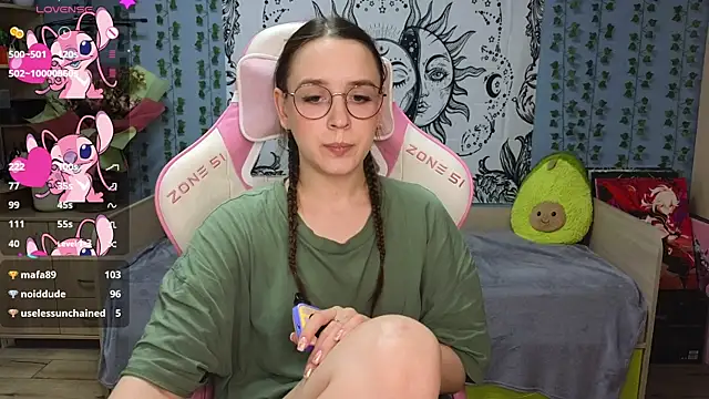 Sweet frosti online show from February 10, 6:09 am