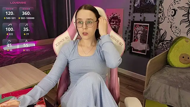 Sweet frosti online show from February 8, 4:21 am