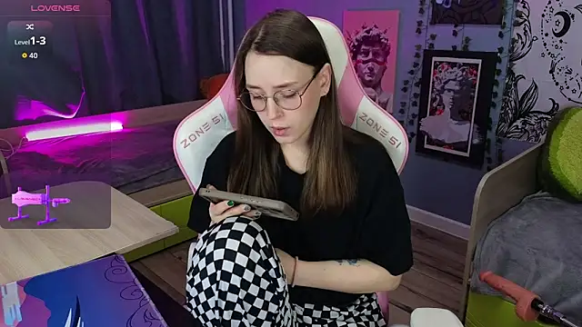 Sweet frosti online show from January 17, 3:10 am