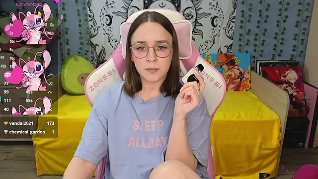 Sweet frosti online show from February 27, 5:18 am