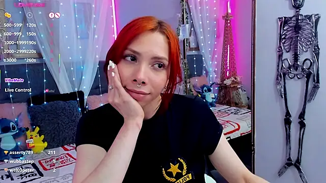 Snapshot of laura_olssen chatting on March 20, 7:04 pm laura olssen online show from March 20, 7:04 pm