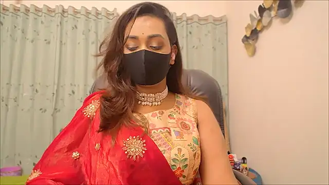 OH-Monica online show from November 27, 8:42 pm