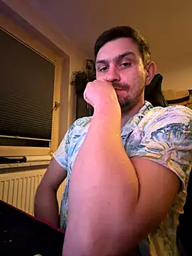 Shaiiboy online show from December 1, 4:24 am